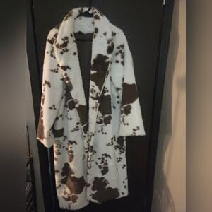 NWOT/Stylish Brown and White Women's Coat